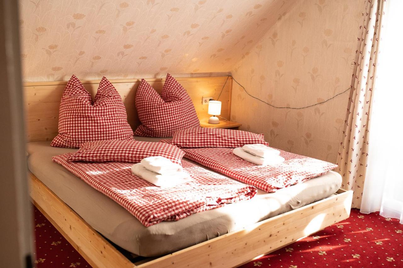 Roesslgut Bed & Breakfast Zederhaus Exterior photo